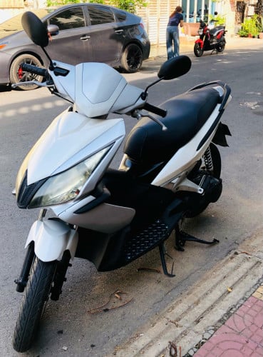 HONDA AIRBLADE