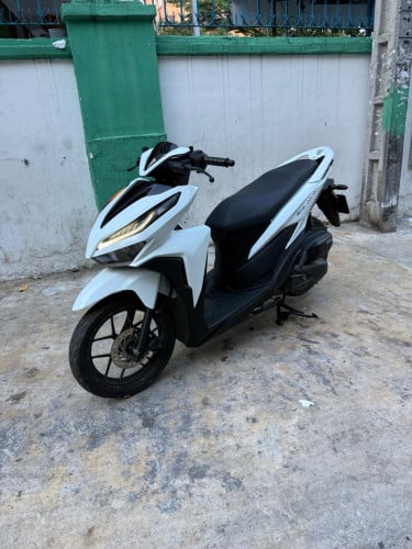 Honda click
