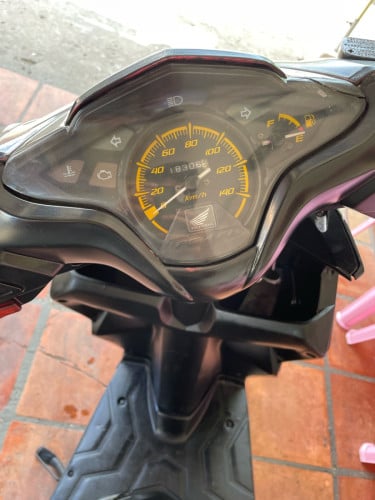 Honda Click 125cc (គ្មានអត្តសញ្ញាណប័ណ្ណ)