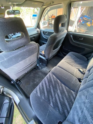 Honda CRV 2000ឡានផ្ទាល់ខ្លួនស៊ីសាំងតិច ម្ចាស់មើលថែប៉ុង2 ឯកសារគ្រប់តម្លៃ5000$/ចរចារm