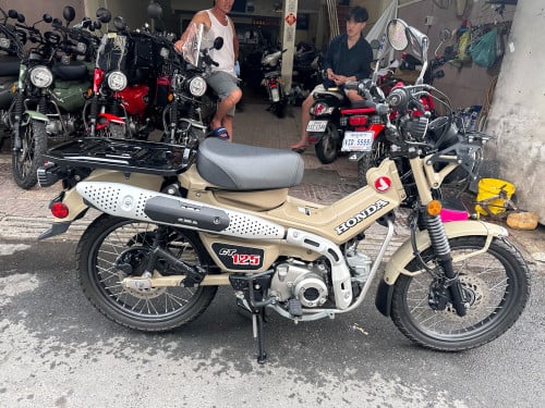 Honda CT125 ជប៉ុនឆ្នាំ2022 ក្រដាស់ពន្ធ3ពាន់km