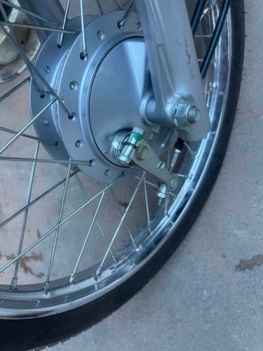 Honda Dream 025នៅស្អាតសាណុំម្ចាស់ដើមលក់1800$
