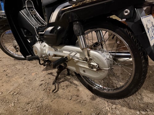 Honda dream 2013 អ៊េមណាស់