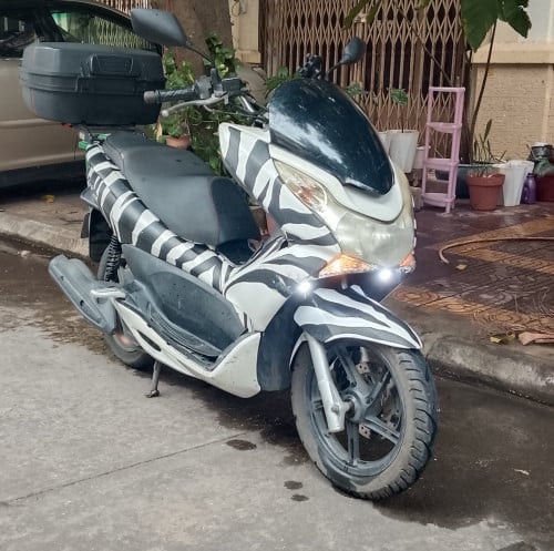HONDA PCX 150. 2014 . Used, in good condition. Good engine. Plastic owner's card.