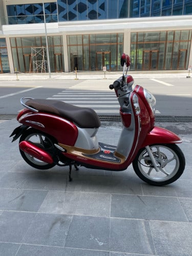 Honda scoopy 2013