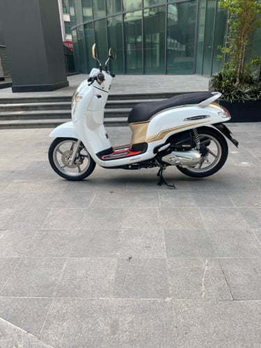 Honda scoopy 2020