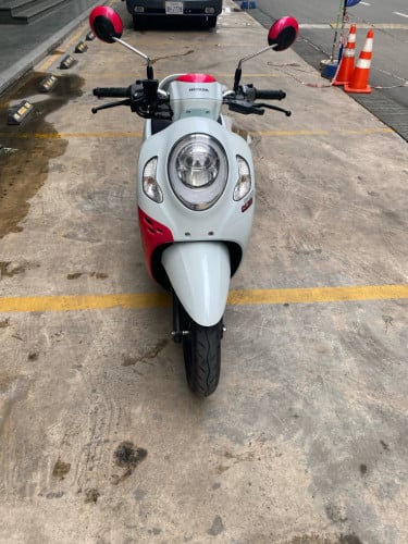 Honda scoopy 2021