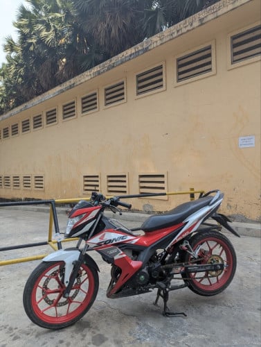 Honda sonic 150cc year 2020 មានពន្ធ