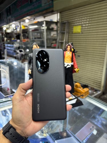 Honor 200Pro 512G Ram12G Sim2 CH ម៉ាសុីនសានុំ ស្រុីន
