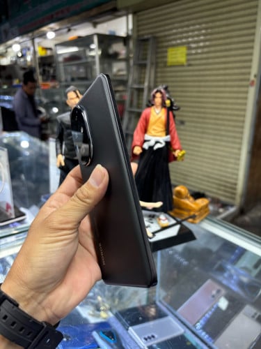 Honor 200Pro 512G Ram12G Sim2 CH ម៉ាសុីនសានុំ ស្រុីន