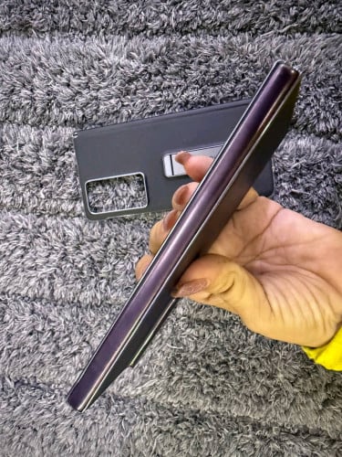 Honor magic V2 16G 512G 99% អត់ឆ្នាំងសាក555$