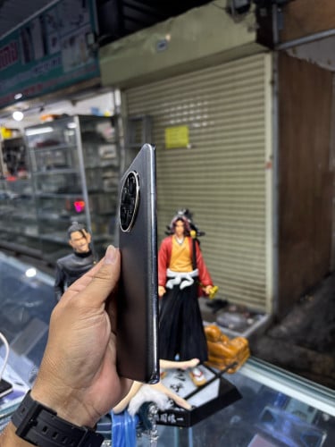 Huawei Mate50pro 256G Ram8G Sim2 CH ស្ទើរសំបក អេក្រង់ស្នាមតិច