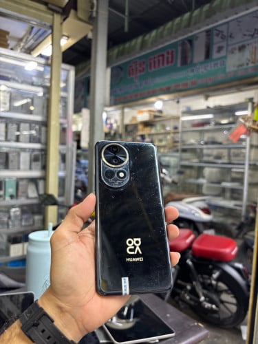 Huawei Nova12pro 256G Ram12G Sim2 CH Bypass ប្រើសុីមWiFi