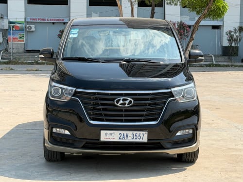 Hyundai H1 2019 (ម៉ាស៊ូត)