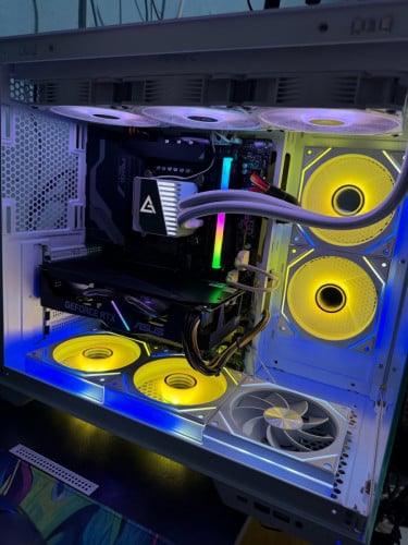 i7-13700F 16 C / 24 T ASUS RTX 2060 Super 8GBMB: Z790 UD AX DDR5RAM: XPG DDR5 16GB 6000MHzM.2 512GB