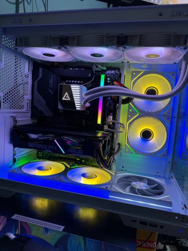 i7-13700F 16 C / 24 T ASUS RTX 2060 Super 8GBMB: Z790 UD AX DDR5RAM: XPG DDR5 16GB 6000MHzM.2 512GB