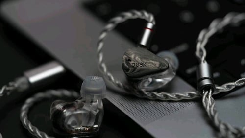 IEM Moondrop x Crinacle DUSK (Used) For Sell or Trade Meta Quest 3.