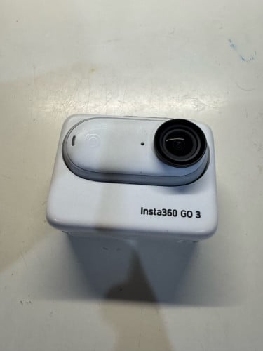 Insta360 Go 3 128g មួយទឹក 95%