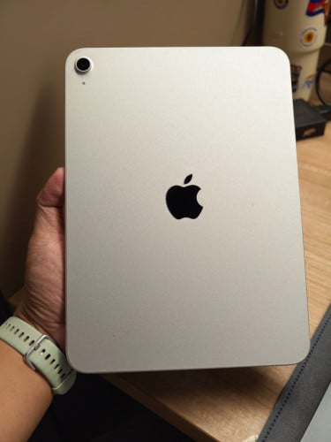 Ipad A16 128GB WIFI (Sliver) នៅស្អាត
