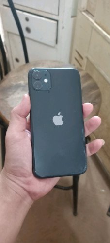 Iphone 11 128G ម៉ាសុីនហ្សុីនអេក្រង់ថ្មីអត់ស្គេន