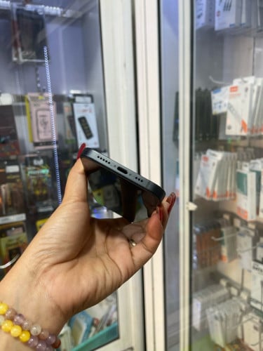 iPhone 12/64GB/LLថ្ម90%តួរស្អាតសុីនសានុំ