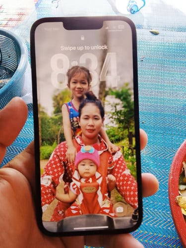 Iphone 13 128g កំពង់ប្រើ ៩០% សិនទាំងអស់ លក់ព្រោះដាច់លុយ