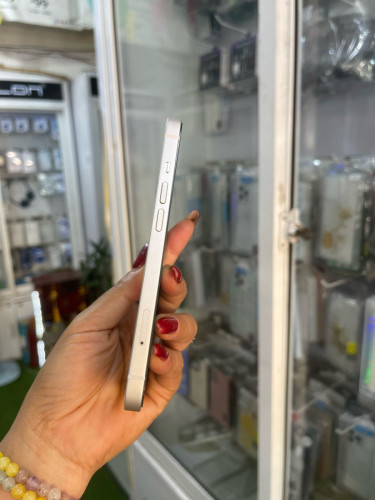 iPhone 13/128GB/CHថ្ម90%តួរស្អាតសុីនសានុំ