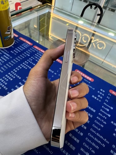 iPhone 14 pro