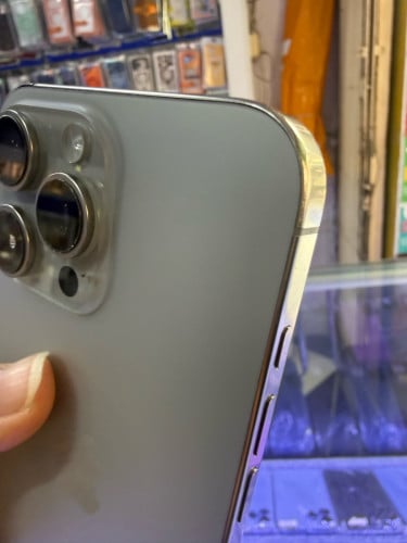 iPhone 16pro max ZA 759$