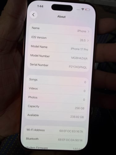 iphone 17 pro ZA 256G 97% battery 92%