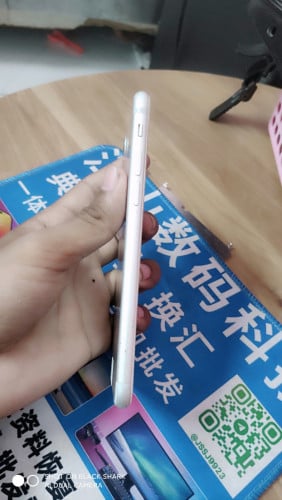 iPhone 7G Sin all battery 84% ប្រេីខ្លួនឯង