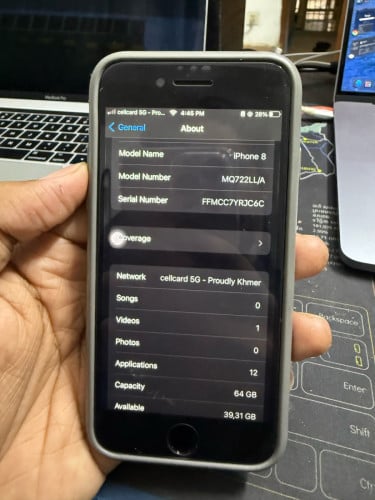 iPhone 8 64GB សុំនុំមានស្ដេន
