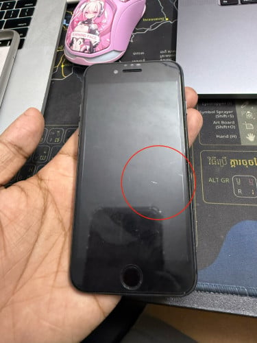 iPhone 8 64GB សុំនុំមានស្ដេន