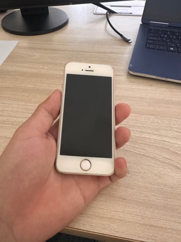 iPhone SE