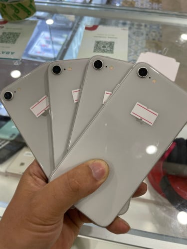 iPhone8