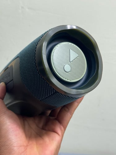 JBL Charge 4 មួយទឹក