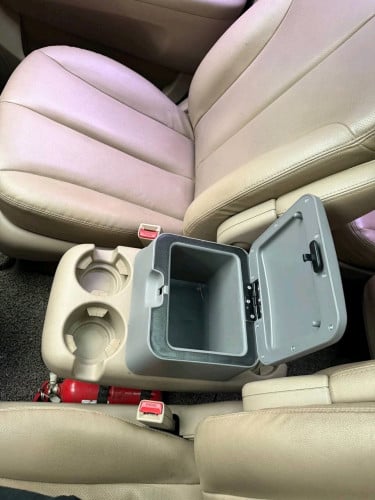 Kia carnival 2012full option