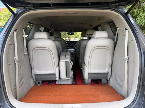 Kia carnival 2015full option អូតូបី