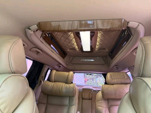 Kia carnival 2015full option VIP