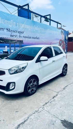 KIA morning f sport full ម្ចាស់ដេីម ធានាឡានអត់បុក អត់ច្រេះទឹកថ្នាំហ្សុិន99% ឯកសាម្ចាស់ដេីមទី1full