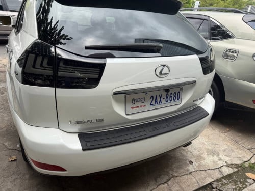 Lexus