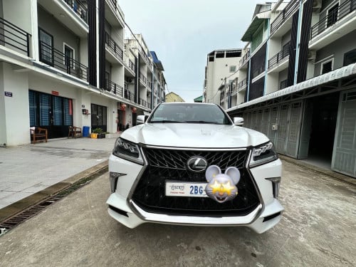 Lexus 570 2019