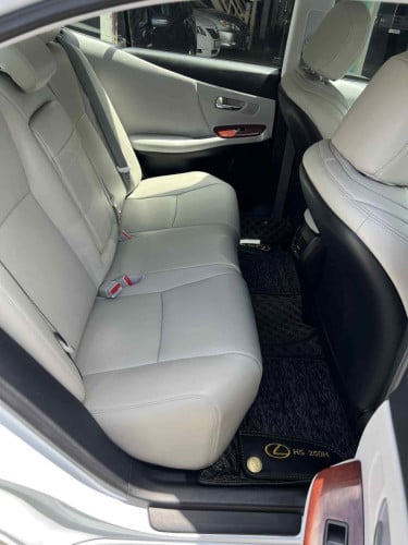 Lexus HS250H ឆ្នាំផលិត2010 Option Full Premium សន្លឹកពន្ធ