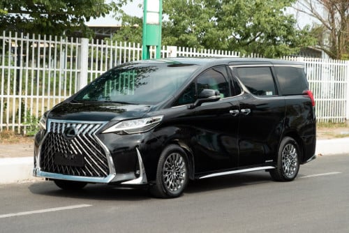 Lexus LM300h 2021 Plate number 7 seats