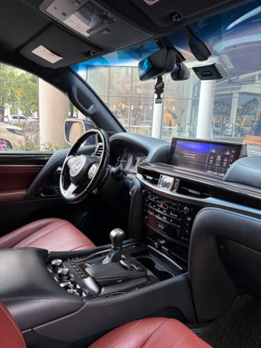 Lexus Lx450D 2019 Super sport Upgrade to Kuro