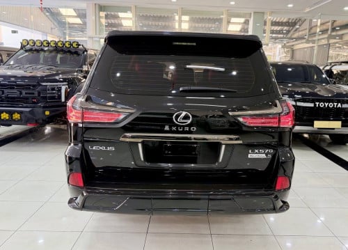 Lexus LX570 2020 Kuru