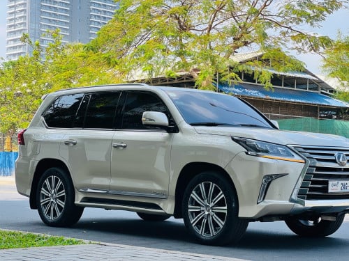 Lexus Lx570 Super Sport ឆ្នាំ 2016 Full option Arab