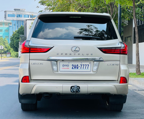 Lexus Lx570 Super Sport ឆ្នាំ 2016 Full option Arab