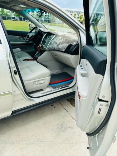 Lexus RX 330 04  haft full pong2