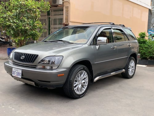 Lexus Rx300 ឆ្នាំ 2000  P2 ម៉ាញ៉ែត MC